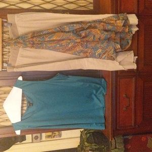 A 3 piece outfit in teal/gold. Kaktus 3 piece top 3X pants in tan